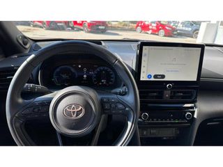 Toyota Yaris 2024 Yaris Cross 1.5 HDF 130hp Premiere Editi-thumb-8