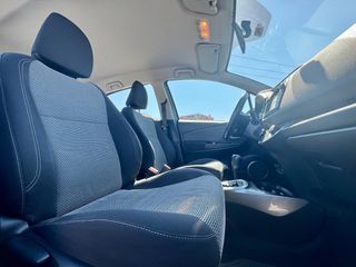 Toyota Yaris 2016 1.5 HYBRID DYNAMIC-thumb-11