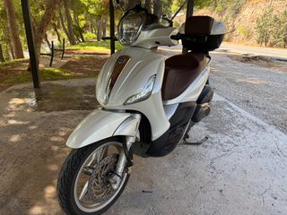 Piaggio Beverly 350 2018 SPORT TOURING ABS-ASR