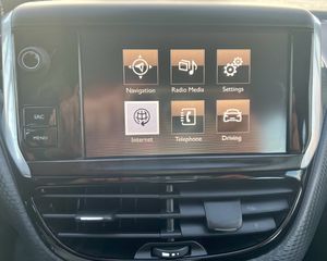 Peugeot 2008 2016 1.2 e-THP 110hp Allure/ΟΘΟΝΗ/PARKTRONIC/ΔΕΡΜΑ/CRUISE/LED/EU6-thumb-37