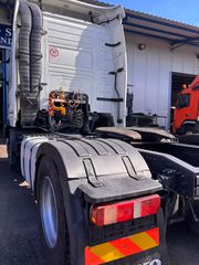 Volvo 2011 4x2-thumb-3