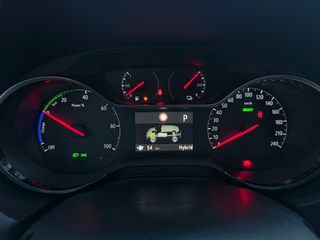Opel Grandland X 2020 HYBRID4 Plug-in  300PS  AWD BVA8 ULTIMATE 4Χ4-thumb-43