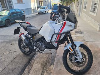Ducati DesertX 2024
