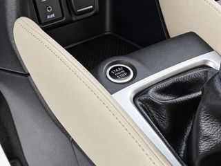 Nissan Micra 2017 ~N-Connecta-Πιλότος-Κλίμα-Ζάντες 16"-Κάμερα-Πλοηγός-Keyless~-thumb-15