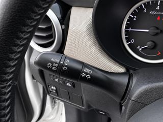 Nissan Micra 2017 ~N-Connecta-Πιλότος-Κλίμα-Ζάντες 16"-Κάμερα-Πλοηγός-Keyless~-thumb-19