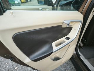 Volvo XC 60 2009-thumb-6