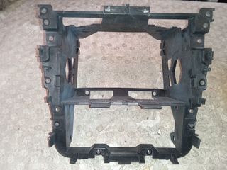 VOLKSWAGEN JETTA, GOLF GTI MK5 TFSI 2003 - 2009.// ΒΑΣΗ ΚΕΝΤΡΙΚΗΣ ΚΟΝΣΟΛΑΣ ΣΤΗΡΙΞΗΣ ΡΑΔΙΟΦΩΝΟΥ ΣΤΟ ΤΑΜΠΛΟ 1K0858089C \\ Γ Ν Η Σ Ι Α-ΚΑΛΟΜΕΤΑΧΕΙΡΙΣΜΕΝΑ-ΑΝΤΑΛΛΑΚΤΙΚΑ