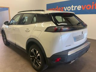 Peugeot 2008 2020 1.2 PureTech Allure!!-thumb-4