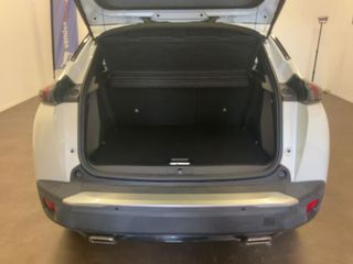 Peugeot 2008 2020 1.2 PureTech Allure!!-thumb-5