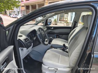 Ford C-Max 2004-thumb-6