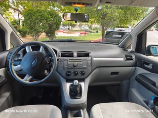 Ford C-Max 2004-thumb-8