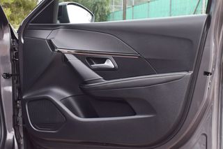 Peugeot 208 2022 1.2 PureTech GT 101HP AUTO 8G F1 ΔΕΡΜΑ CAM ΑΝΑΛ.ΦΠΑ-thumb-38