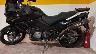 Suzuki V-Strom 1000 2005-thumb-6