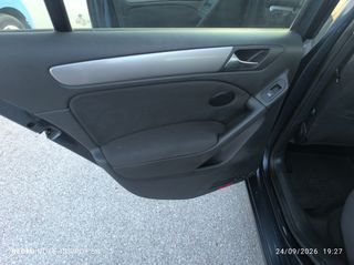 Volkswagen Golf 2011 TDI-thumb-5