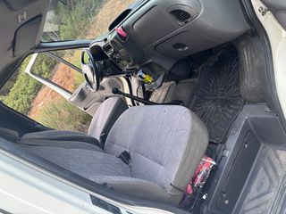 Ford Transit 2006-thumb-6