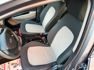 Hyundai i 10 2015 1.0 STYLE-thumb-16