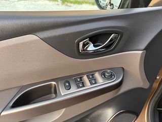 Renault Captur 2016 Euro 6-thumb-12
