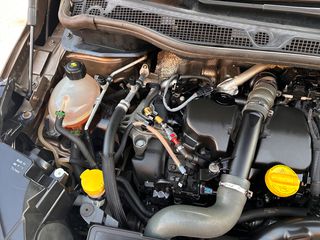 Renault Captur 2016 Euro 6-thumb-23