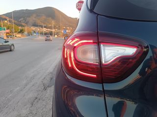 Renault Captur 2017 ΣΕΤ ΙΜΑΝΤΑ ΧΡΟΝΙΣΜΟΥ-ΜΕΓΑΛΟ SERVICE-ΠΙΝΑΚΙΔΕΣ ΔΩΡΟ!-thumb-6