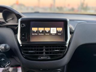 Peugeot 2008 2016 1.2 PURETECH 110 ALLURE (Book Service)-thumb-35