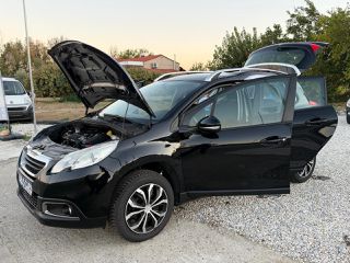 Peugeot 2008 2016 1.2 PURETECH 110 ALLURE (Book Service)-thumb-8