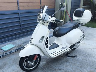 Vespa GTS Super 300 2020