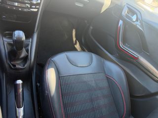 Peugeot 208 2017 GT LINE PANORAMA-thumb-31