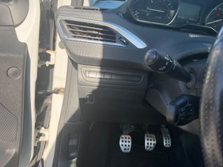 Peugeot 208 2017 GT LINE PANORAMA-thumb-21