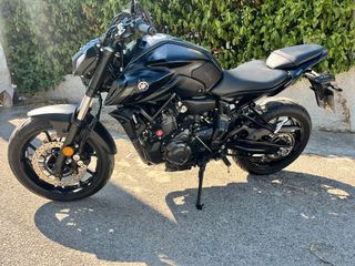 Yamaha MT-07 2021-thumb-1