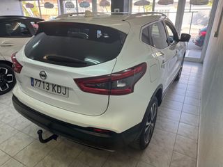 Nissan Qashqai 2018-thumb-5