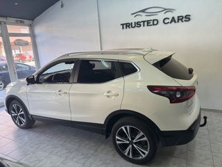 Nissan Qashqai 2018-thumb-6