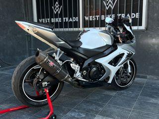 Suzuki GSX-R 1000 2008 K8-thumb-4
