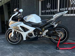 Suzuki GSX-R 1000 2008 K8-thumb-8