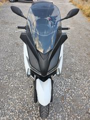 Yamaha XMAX 250 2016 ABS-thumb-3