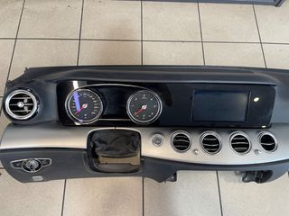 Ταμπλό Mercedes W213