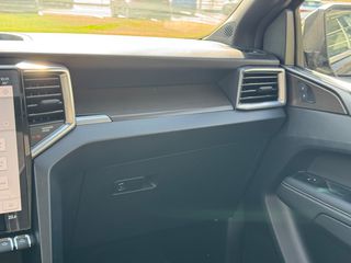 Volkswagen Amarok 2026 3.0 TDI STYLE 240 PS 4 MOTION-thumb-17