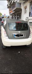 Lancia Ypsilon 2004-thumb-2