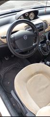 Lancia Ypsilon 2004-thumb-6