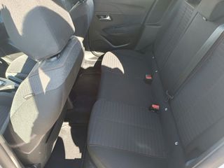 Peugeot 208 2023 1,2 PURETECH 100 ACTIVE EAT8-thumb-15
