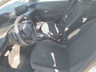 Peugeot 208 2023 1,2 PURETECH 100 ACTIVE EAT8-thumb-17
