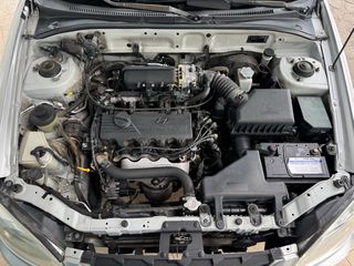 Hyundai Accent 2005-thumb-23