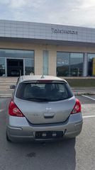 Nissan Tiida 2011-thumb-1