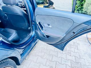 Mercedes-Benz A 180 2020 Saloon AMG PACKET-thumb-14