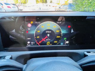 Mercedes-Benz A 180 2020 Saloon AMG PACKET-thumb-17