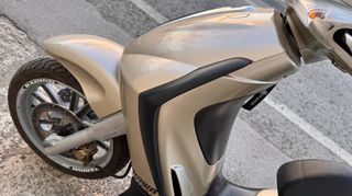 Piaggio Beverly 500 2004-thumb-6