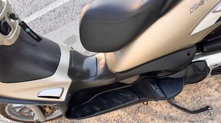 Piaggio Beverly 500 2004-thumb-7
