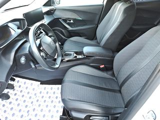 Peugeot 2008 2022 1.2 100hp PureTech Allure Pack-thumb-6