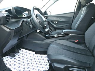 Peugeot 2008 2022 1.2 100hp PureTech Allure Pack-thumb-12
