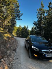 Opel Astra 2011