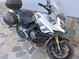 CFmoto 650MT 2023 CFMOTO-thumb-5